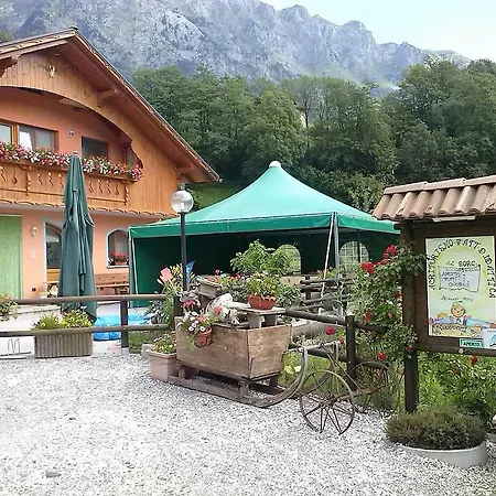 Agriturismo Al Borg Alloggio per agriturismo Paluzza